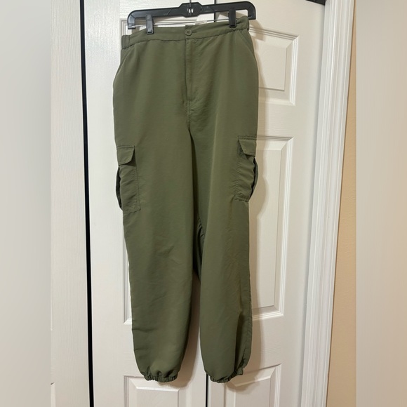 H&M Pants - Cargo pants